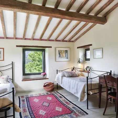 Villa Le Macchie 8 *
